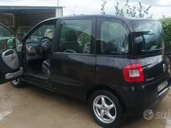 Usata 2005 Fiat Multipla Monovolume | 1600 € (Buon prezzo)