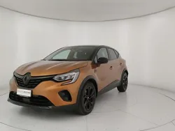 Arancione Usata 2022 Renault Captur Rive Gauche SUV | 19.250 € (Buon prezzo)