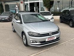 Grigio Usata 2020 VW Polo Comfortline Tre volumi | 12.999 € (Ottimo prezzo)