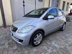 Argento Usata 2010 Mercedes A160 Executive Monovolume | 4200 € (Buon prezzo)