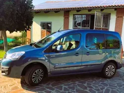 Blu/azzurro Usata 2018 Peugeot Partner Monovolume | 7000 € (Super prezzo)