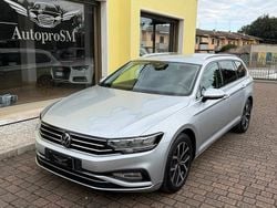 Argento Usata 2021 VW Passat Executive Station wagon | 20.970 € (Cara)
