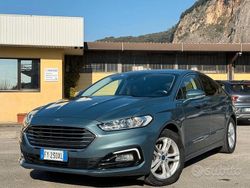 Blu Usata 2019 Ford Mondeo Business Edition Tre volumi | 18.450 € (Buon prezzo)