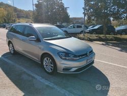 Grigio Usata 2018 VW Golf VII R-line Station wagon | 10.900 € (Buon prezzo)
