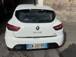 Bianco Usata 2013 Renault Clio IV Due volumi | 5400 € (Buon prezzo)