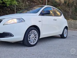 Bianco Usata 2014 Lancia Ypsilon Gold Due volumi | 6500 € (Buon prezzo)
