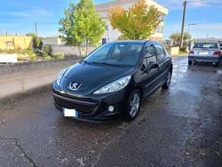 Nero Usata 2011 Peugeot 207 Tre volumi | 4999 € (Buon prezzo)