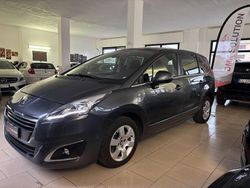 Grigio Usata 2015 Peugeot 5008 Allure Monovolume | 8790 € (Cara)