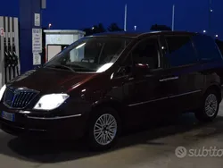 Usata 2010 Lancia Phedra Monovolume | 6000 € (Buon prezzo)