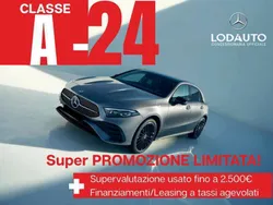 Grigio Nuova 2025 Mercedes A180 AMG Tre volumi | 37.600 € (Buon prezzo)