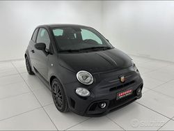 Nero scorpione Usata 2023 Abarth 595 Due volumi | 20.900 € (Buon prezzo)