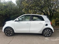 Bianco Usata 2016 Smart ForFour Passion Due volumi | 7500 € (Super prezzo)