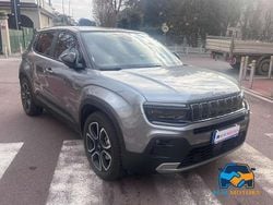 Grigio Usata 2023 Jeep Avenger EV Summit SUV | 22.900 € (Buon prezzo)