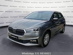 Grigio grafite Usata 2024 Skoda Fabia Selection Due volumi | 15.900 € (Buon prezzo)