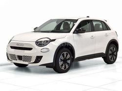 Bianco Nuova 2025 Fiat 600 Icon SUV | 23.590 €