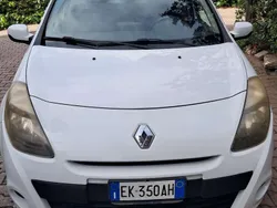 Bianco Usata 2011 Renault Clio III Dynamique Tre volumi | 4500 € (Molto cara)