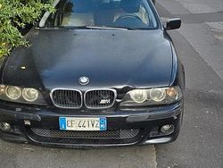 Nero Usata 2003 BMW 530 Station wagon | 700 €