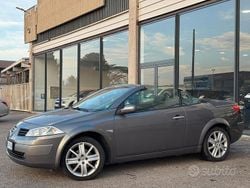 Grigio Usata 2005 Renault Mégane Cabriolet Cabrio | 2499 €
