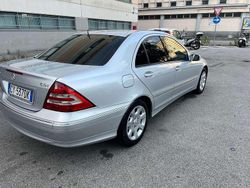 Usata 2006 Mercedes C220 Elegance Tre volumi | 7000 € (Cara)