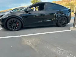 Usata 2022 Tesla Model Y SUV | 38.000 € (Ottimo prezzo)