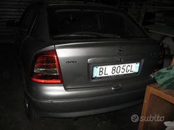 Grigio Usata 2000 Opel Astra Tre volumi | 2000 €