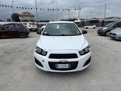 Bianco Usata 2012 Chevrolet Aveo LS Tre volumi | 4900 € (Buon prezzo)