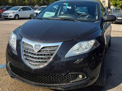 Nero Usata 2014 Lancia Ypsilon Platinum Due volumi | 6700 € (Buon prezzo)