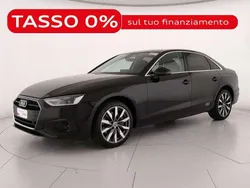 Nero brillante Usata 2020 Audi A4 Business Tre volumi | 24.500 € (Buon prezzo)