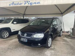 Other Usata 2006 VW Touran Highline Monovolume | 3999 € (Buon prezzo)