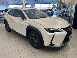 Bianco Usata 2024 Lexus UX SUV | 28.900 € (Buon prezzo)