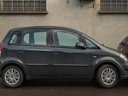 Grigio Usata 2010 Lancia Musa Monovolume | 5400 € (Buon prezzo)