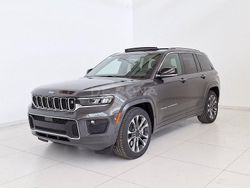 Grigio Nuova 2025 Jeep Grand Cherokee Overland SUV | 71.900 €