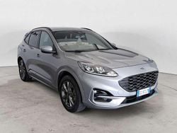 Grigio Usata 2021 Ford Kuga ST-Line SUV | 21.800 € (Buon prezzo)