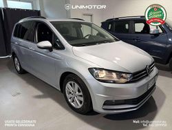 Argento Usata 2019 VW Touran Business Monovolume | 18.950 € (Super prezzo)