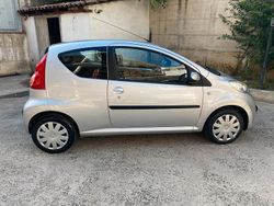 Argento Usata 2007 Peugeot 107 Due volumi | 3000 € (Buon prezzo)
