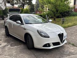 Usata 2010 Alfa Romeo Giulietta Quadrifoglio Due volumi | 12.850 € (Molto cara)