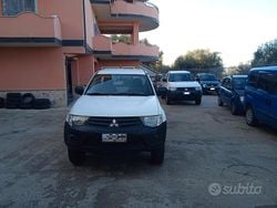 Bianco Usata 2015 Mitsubishi L200 Pick-up | 16.000 € (Buon prezzo)