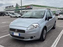Grigio Usata 2009 Fiat Grande Punto Due volumi | 3800 € (Buon prezzo)