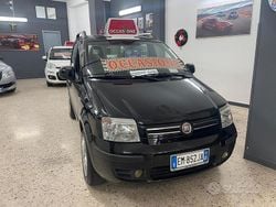 Nero Usata 2012 Fiat Panda Classica Tre volumi | 3900 € (Buon prezzo)