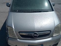 Grigio Usata 2007 Opel Meriva Monovolume | 350 € (Super prezzo)
