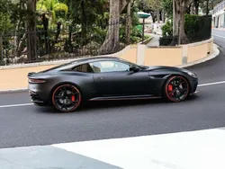 Usata 2021 Aston Martin DBS Coupé | 181.000 €