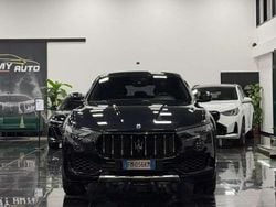 Nero Usata 2018 Maserati Levante GranLusso SUV | 31.990 € (Buon prezzo)