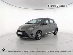 Giallo Usata 2017 Toyota Yaris Hybrid Style Tre volumi | 12.400 € (Buon prezzo)