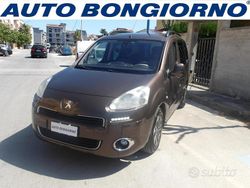Marrone Usata 2013 Peugeot TePee Outdoor Tre volumi | 8500 € (Buon prezzo)