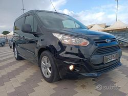 Nero Usata 2014 Ford Tourneo Connect Monovolume | 9000 €