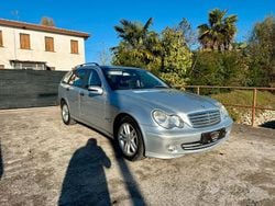 Usata 2005 Mercedes C230 Station wagon | 1450 €