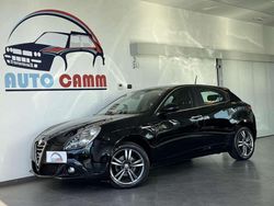 Nero Usata 2015 Alfa Romeo Giulietta Distinctive Tre volumi | 10.400 € (Cara)