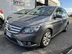Grigio Usata 2014 Mercedes B180 Premium Monovolume | 5500 € (Super prezzo)