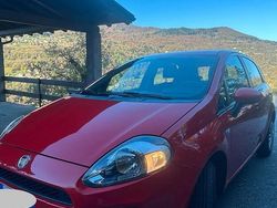 Rosso Usata 2013 Fiat Punto Due volumi | 4800 € (Buon prezzo)