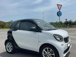Usata 2015 Smart ForTwo Coupé Due volumi | 8600 € (Buon prezzo)